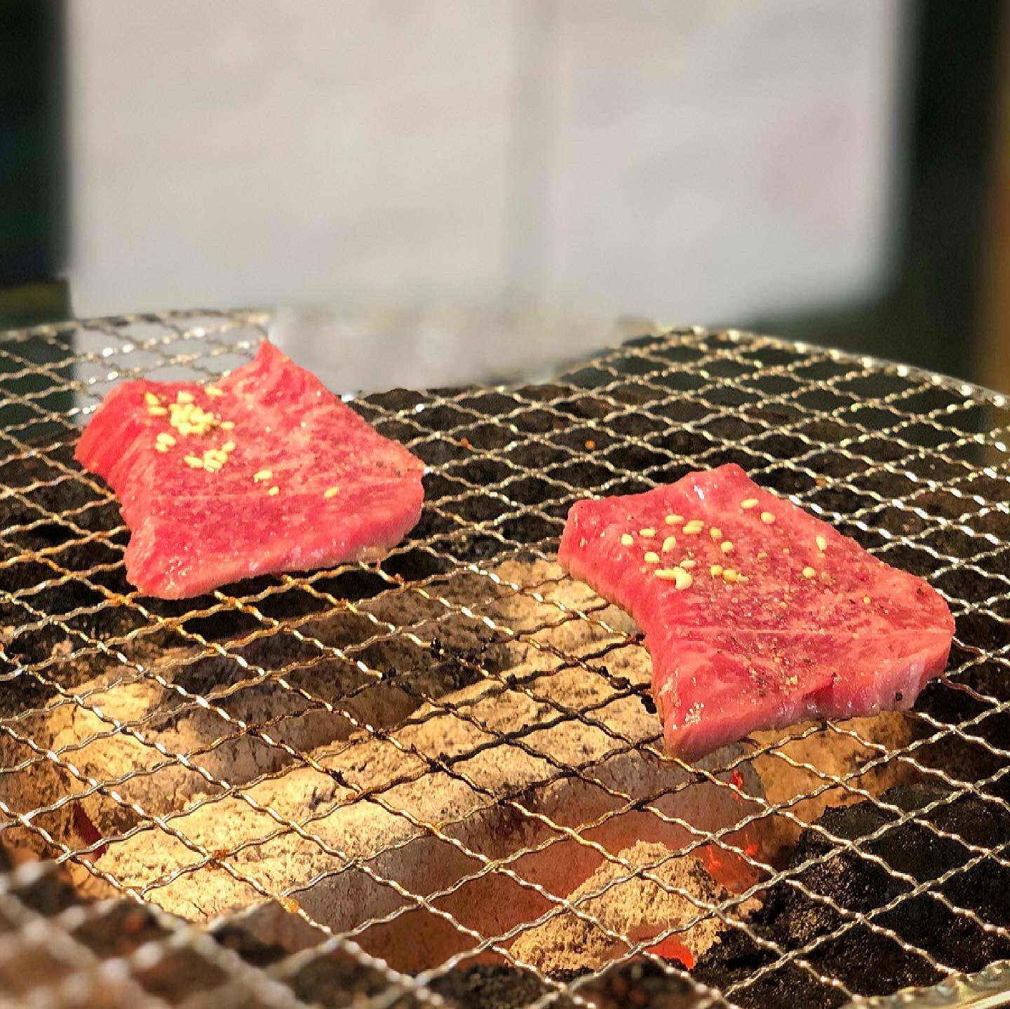 Jj A Twitter はしごして三四郎さんで焼肉 ここの刺し盛は絶品 なのですが酔っ払うとタガが外れるのが悪い癖 肉の量はそうでもないけどしっかり締めにご飯 食べてるし スイッチ入れないと 西荻窪 西荻窪三四郎 焼肉 ホルモン 西荻窪グルメ 中央線が好きだ