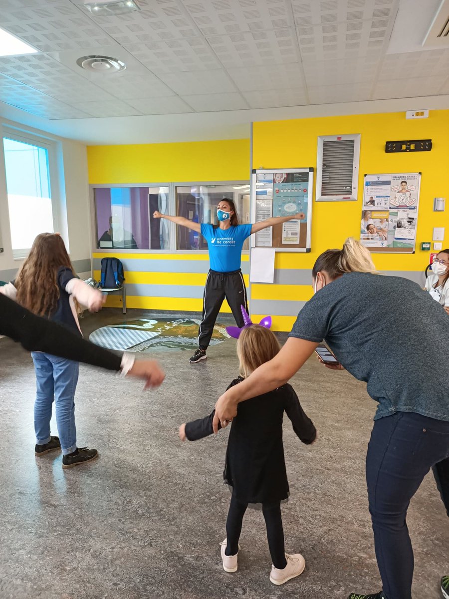 2/2 La bonne nouvelle c'est qu'on travaille déjà sur un 2e #DanceTour et toute l'équipe est déjà impatiente de pouvoir revivre tous ces moments avec nos ambassadeurs <a href="/SilviaNofficiel/">Silvia Notargiacomo</a> <a href="/gabingiband/">Gabin Giband</a> &amp; @christophelicat 🕺💃