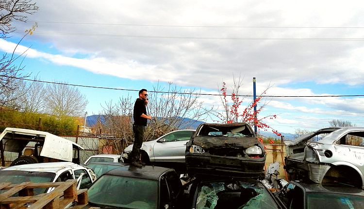 Out in a scrapyard today, finding diamonds in the junk 😍 #debris #soundeffects #sounddesign #destruction #sounds #fieldrecording