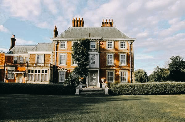 AnnaChristmas's tweet photo. Yoga class at Forty Hall today! Sign up through link in bio!  6:30pm - 7:30pm  We will meet behind the main house! 

#yoga #northlondonyoga #yogaclass #enfieldyoga #yogaclassenfield #northlondon #fortyhall #londonyoga #yogoclasslondon #events #outdooryogaclasslondon #outdooryogac https://t.co/AlTMuCBhy1