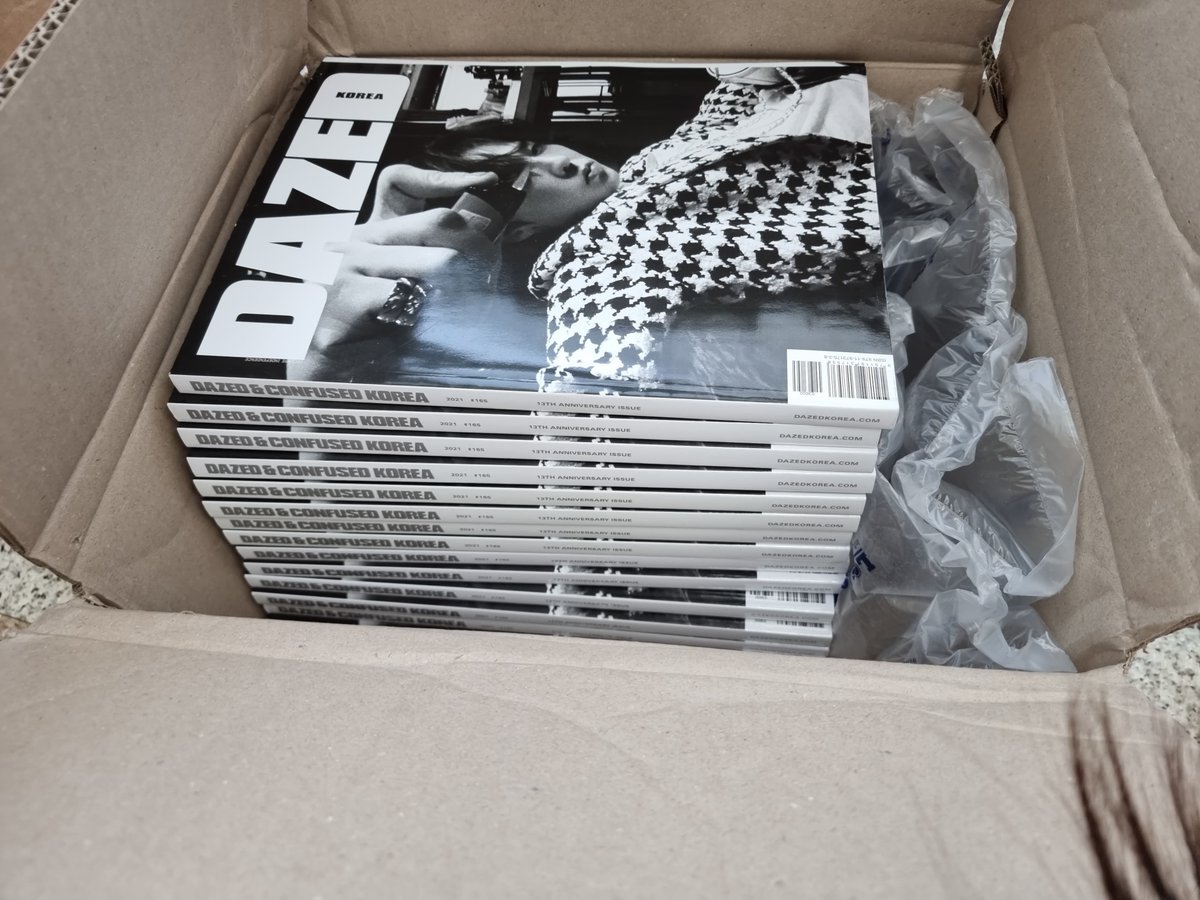  #BBKSHOP_UpdatesArrival at KR address.200+ G-DRAGON Dazed and Confused Magazines have arrived.