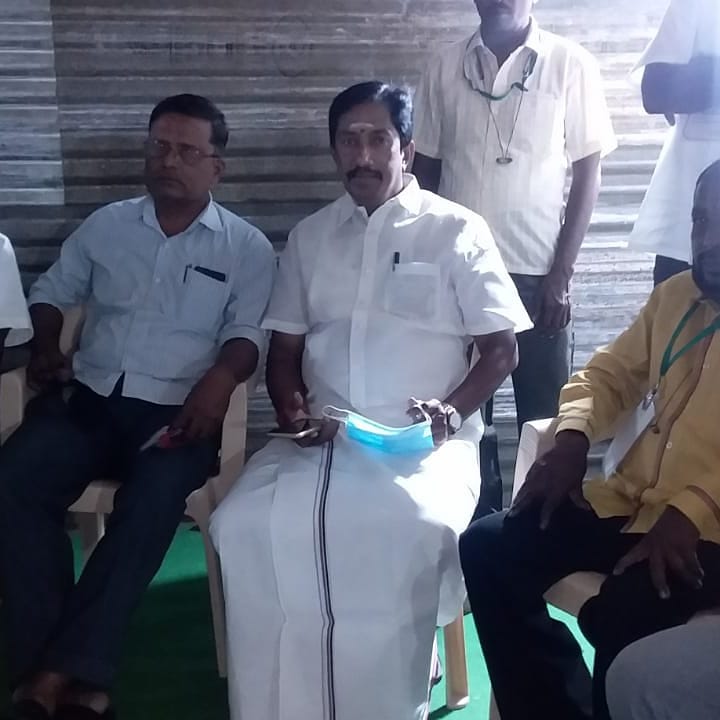 kr_jayaram's tweet image. GCT வளாகத்தில் வாக்கு எண்ணும் மையத்தில் கழக உறுப்பினர்களுடன் ஆய்வின் பொழுது.

#AIADMKFOR2021 
#KRJayaram4Singanallur