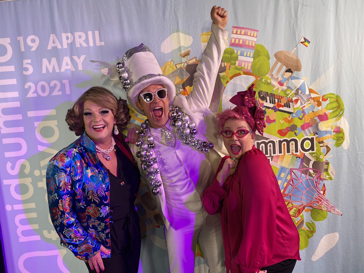 We close tonight’s @midsumma special on our Facebook page, with a performance from <a href="/ItsTheMattShow/">Matt!</a> as Sir Elton John. Catch him this week in <a href="/_DollyDiamond/">Dolly Diamond</a>’s Star for a Night at <a href="/ChapelOffChapel/">Chapel Off Chapel</a> : midsumma.org.au/whats-on/event…