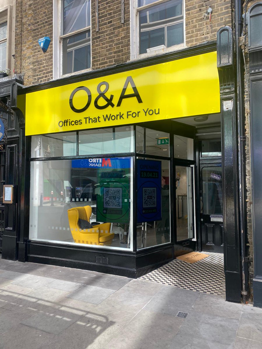 Hussey_Knights's tweet photo. Good Luck with the opening of your London office today @OAProperty .
The new signage is looking great. Printed back panel with raised 10mm black acrylic lettering
#largeformatdigitalprinting #signage #property https://t.co/TdQyFINJvm