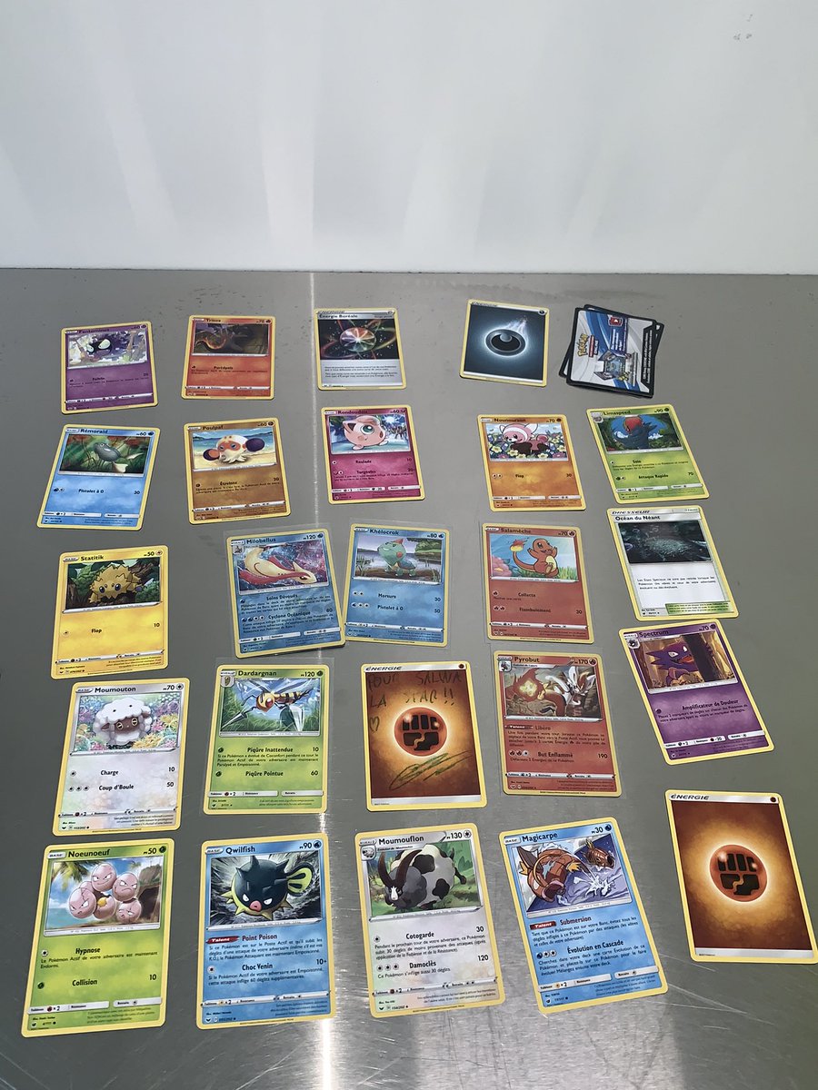 itsSalwaR's tweet photo. J’ai reçu mes #Pokegrams. Oubliez jamais qui est la star.
Elles sont trop belles !!!
Merci @gramelleman https://t.co/8oV4nH9pBz
