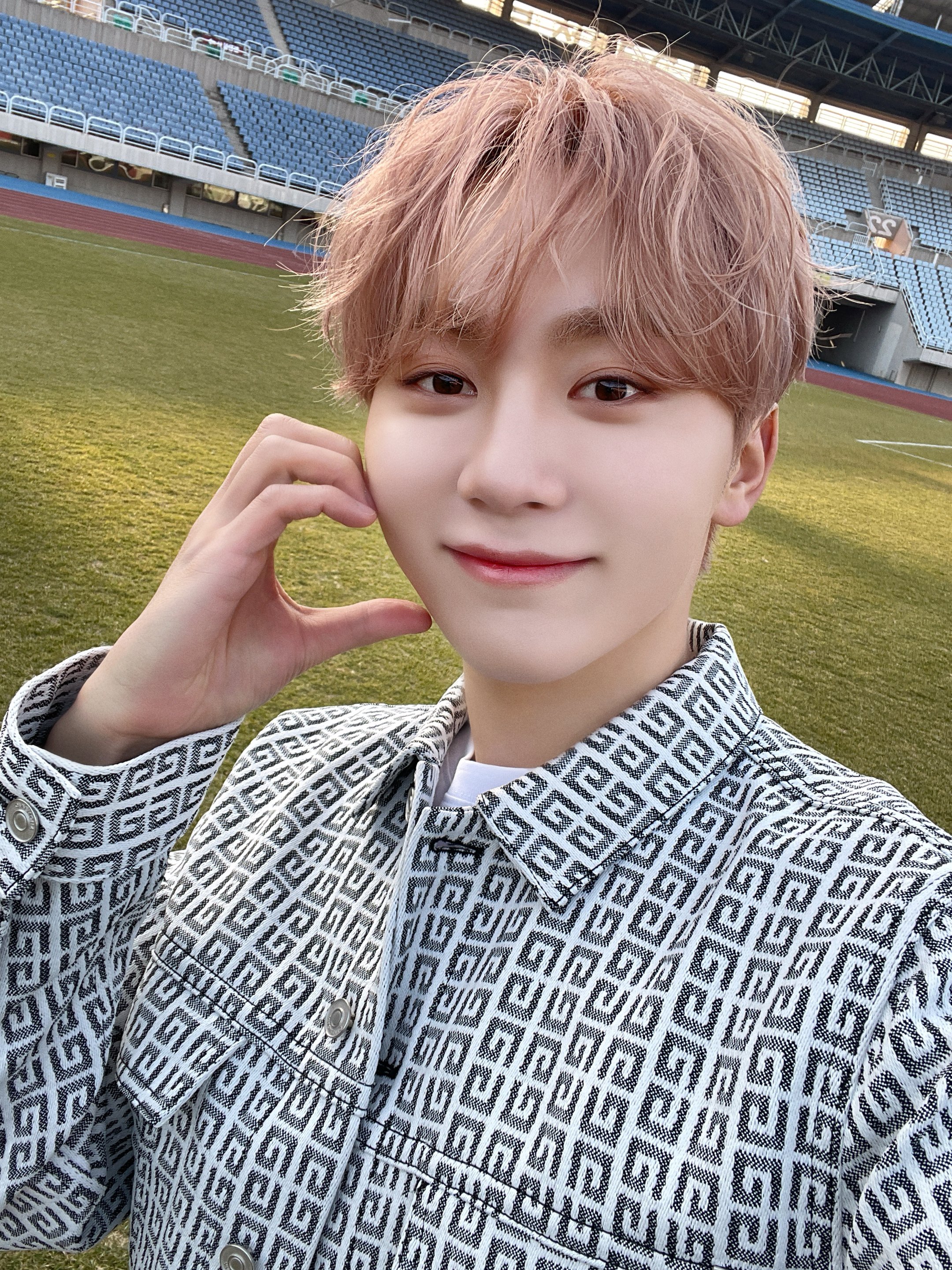 SEVENTEEN セブチ ひとりじゃない スングァン SEVENTEEN JAPAN 3RD SINGLE『ひとりじゃない』4月21日(水)発売