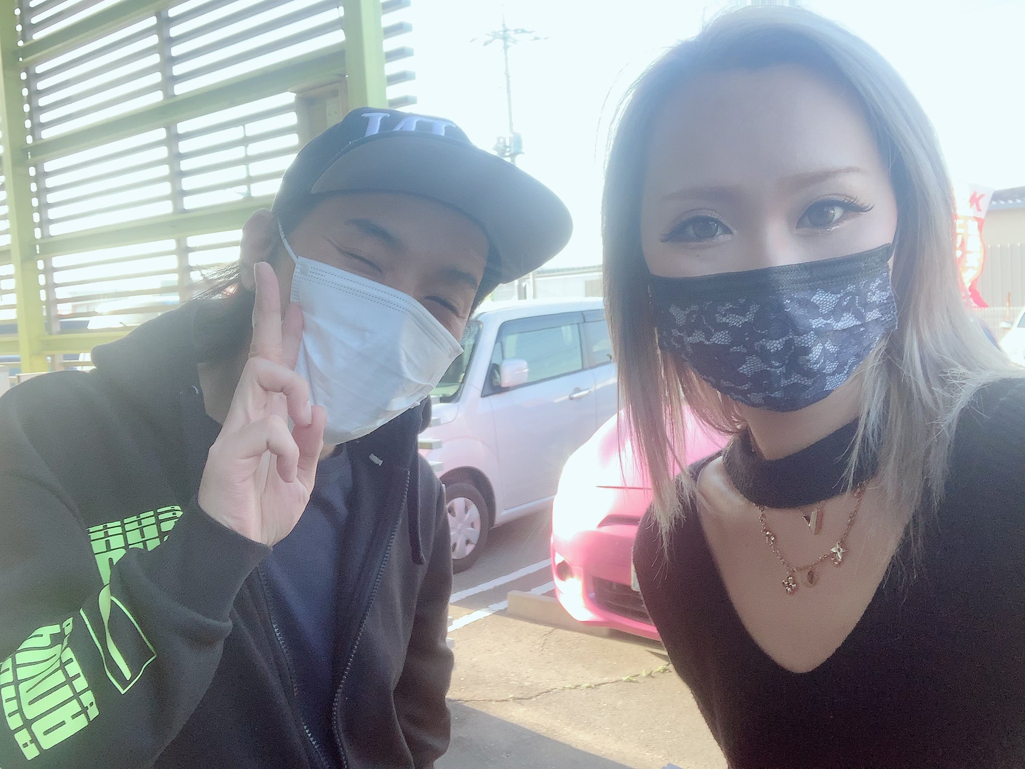 るんちゃん 在 Twitter 上 Tjさんぽんすけさんにリア凸しに 行ってきました 私の髪が風でtjさんのお顔に凶器の如くあたってたので記念に二枚載せます ありがとうございました ぽんすけさん頑張ってください Tj生 ぽんすけ