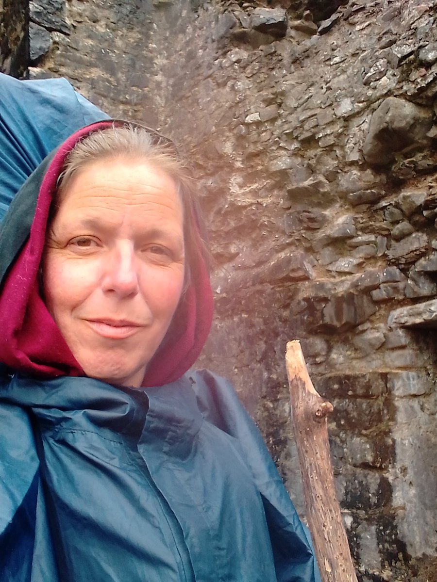 Day 15 #fromheretorome 

7 April 2018
Wales: #Carmarthen 

#Pilgrimharper in the Castle. 
That stonework!

#walking #pilgrimage from #westcork to #RomeItaly with a #harp
#MedievalWales