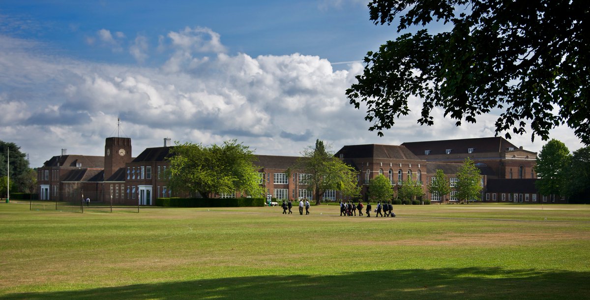 Tatler Schools Guide (@schoolstatler) on Twitter photo <a href="/MerchantTaylors/">Merchant Taylors'</a> Head Simon Everson’s enthusiasm is infectious, and he hopes to produce boys who ‘at the age of 40 are the person you want to sit next to at a dinner party’.
bit.ly/3x9u7dh <a href="/MerchantTaylors/">Merchant Taylors'</a> Head Simon Everson’s enthusiasm is infectious, and he hopes to produce boys who ‘at the age of 40 are the person you want to sit next to at a dinner party’.
bit.ly/3x9u7dh