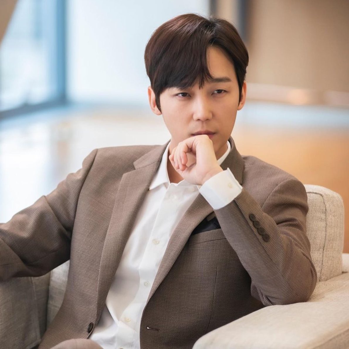 юн джон хун в молодости. юн джон хун 2021. юн чжон хун актер. юн джон хун актер. юн джон хун 2021.