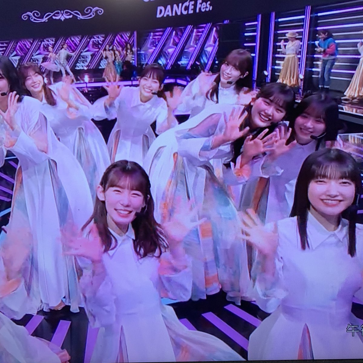 ミッキーマウスマーチ ダンス