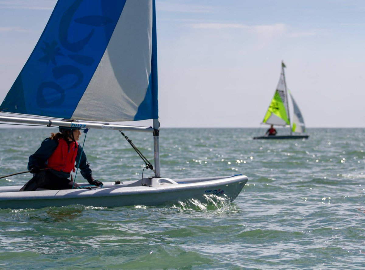 Buzz_Active's tweet photo. We have some amazing deals coming up this May bank holiday and every bank holiday weekend, try out sailing windsurfing or paddlsport for just Β£10 #discoversailing #trysomethingnew #tastersessions #letsgo #buzzactive https://t.co/lVjCu8bkAr https://t.co/DfMDfaqBM7