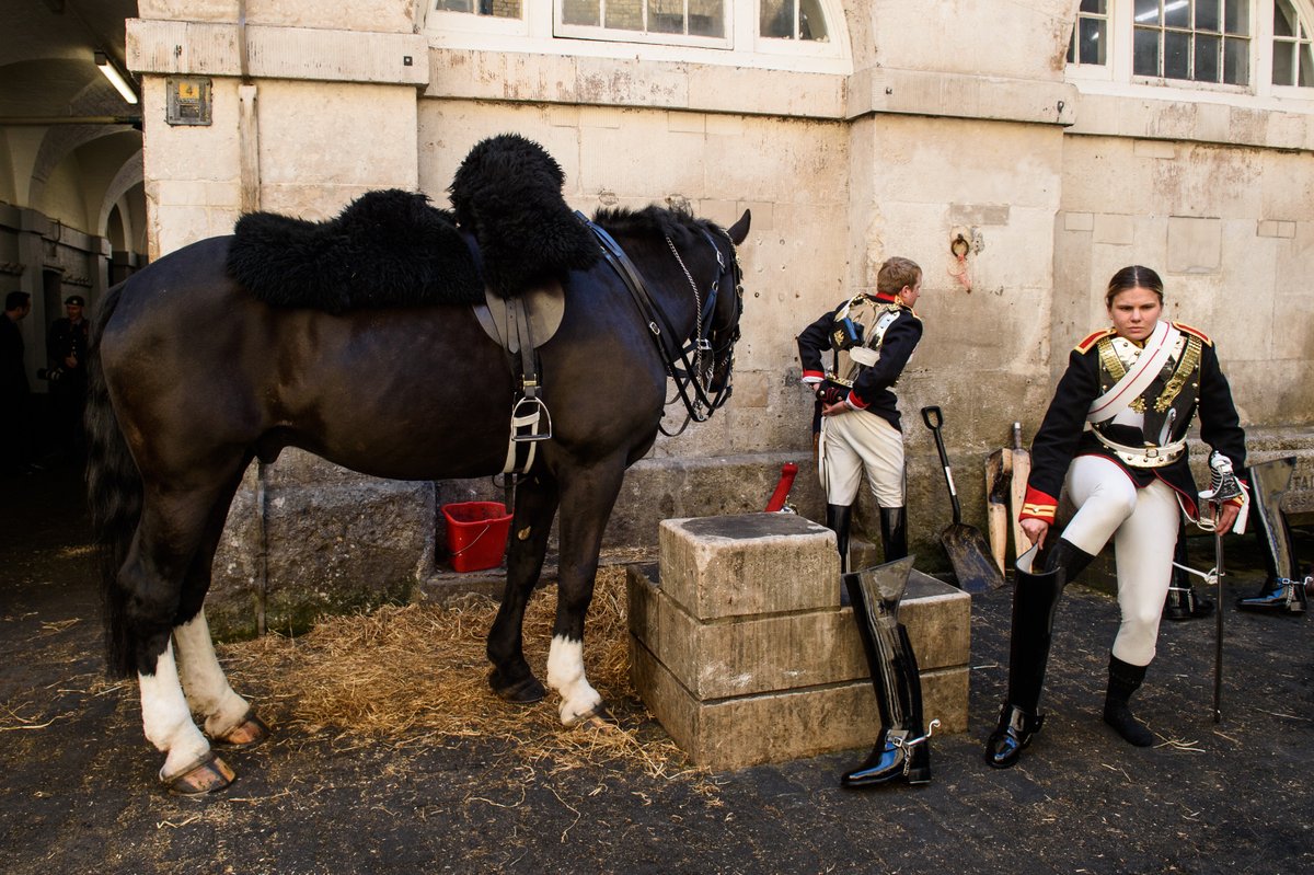 BenJonesPicEd's tweet photo. Lovely set by @antpix for the @TelegraphPics 
Blues and Royals tribute to Duke of Edinburgh, in pictures https://t.co/5k0IIeJBs3 via @telegraphnews #photography #DukeofEdinburgh #BluesandRoyals https://t.co/K9oEw21wo2