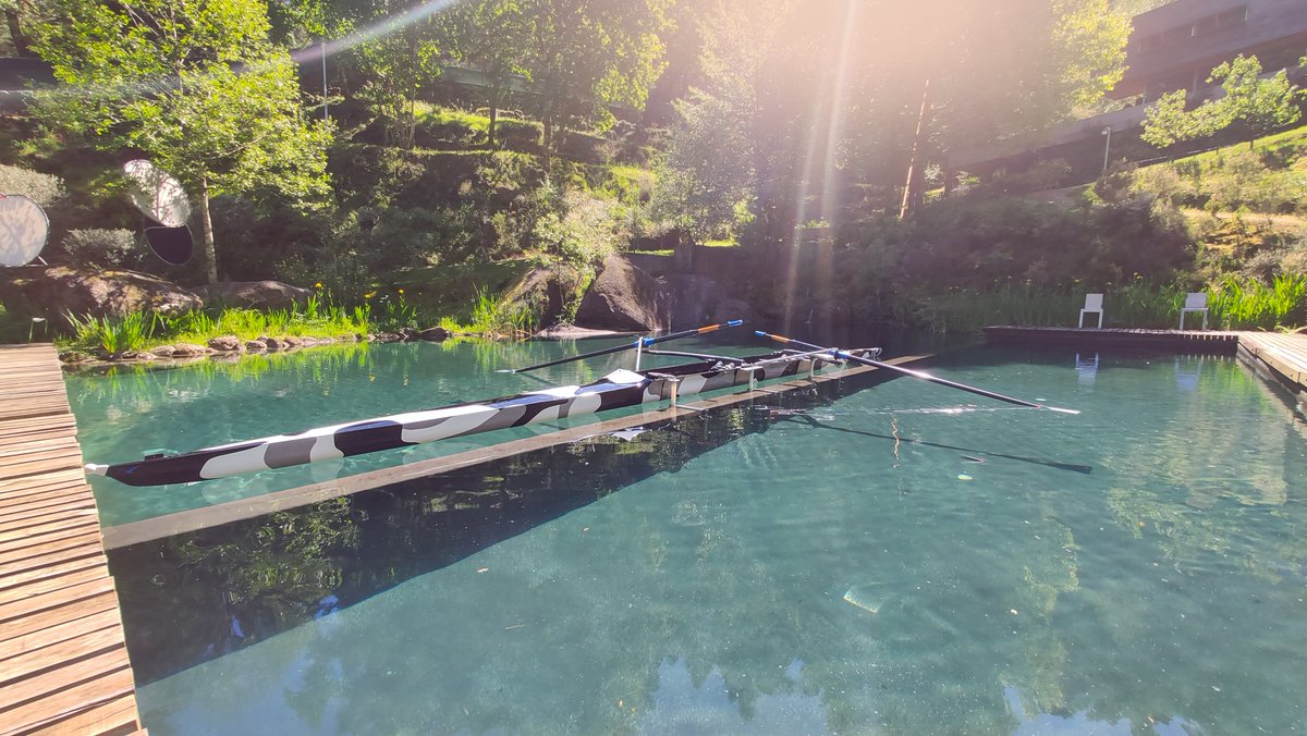 BoatsAve's tweet photo. What about having your own tank from a real boat? 🚣‍♂️

After this you've almost considered no more erg sessions, am I right? 😜 

Tell us what you think of this wonderful job from our colleague Bruno 😎
.
.
.
.
#averowingboats #aveboats #remo #rowing #aviron #tank #pair https://t.co/nv1yLcXfld
