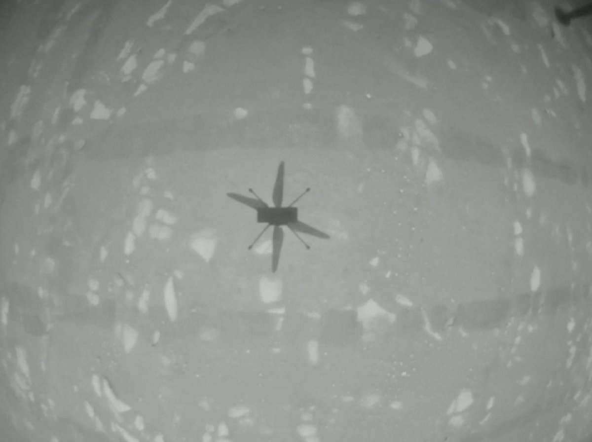 ShivAroor's tweet photo. BIG BREAKING: Space &amp; aviation history has been made! NASA flies Ingenuity helicopter on Mars — the first controlled flight of an aircraft on another planet https://t.co/a2C8kPCM7I https://t.co/37vWqbpJVr