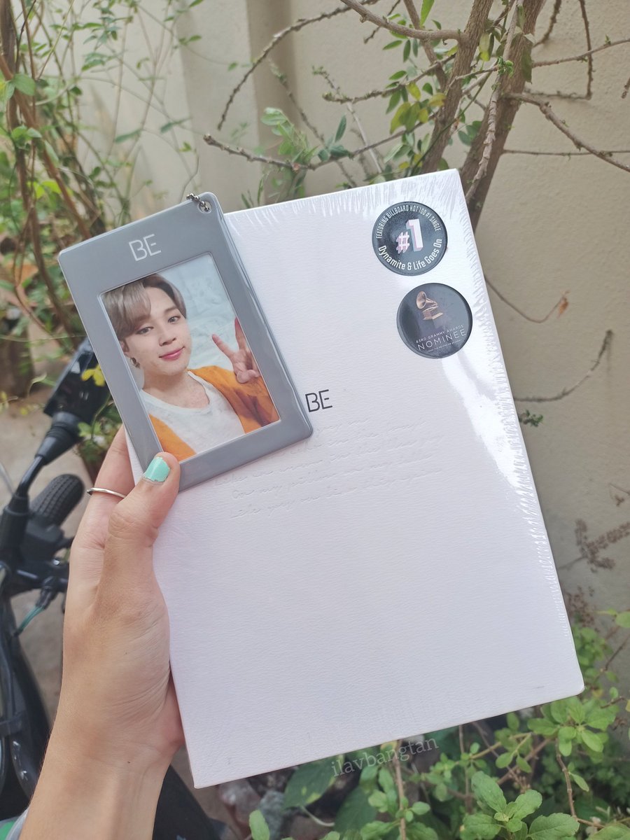 ilavbangtan's tweet photo. Finally you're home 🥺💜
Now place your bets 🤞🏻 #beessentialedition https://t.co/1wXKHUY6tZ