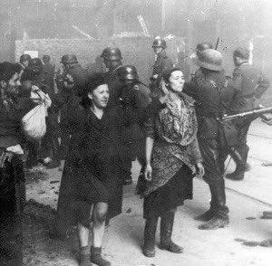 pbloche's tweet photo. 78ème anniversaire de l'insurrection du #GhettoDeVarsovie qui a incarné l'héroïsme remarquable de la résistance juive face au nazisme. Commémoration à #Paris11, place Marek Edelman, militant du Bund et de Solidarność, qui en a été un des dirigeants à 24 ans. https://t.co/Sbz9qHCxa8
