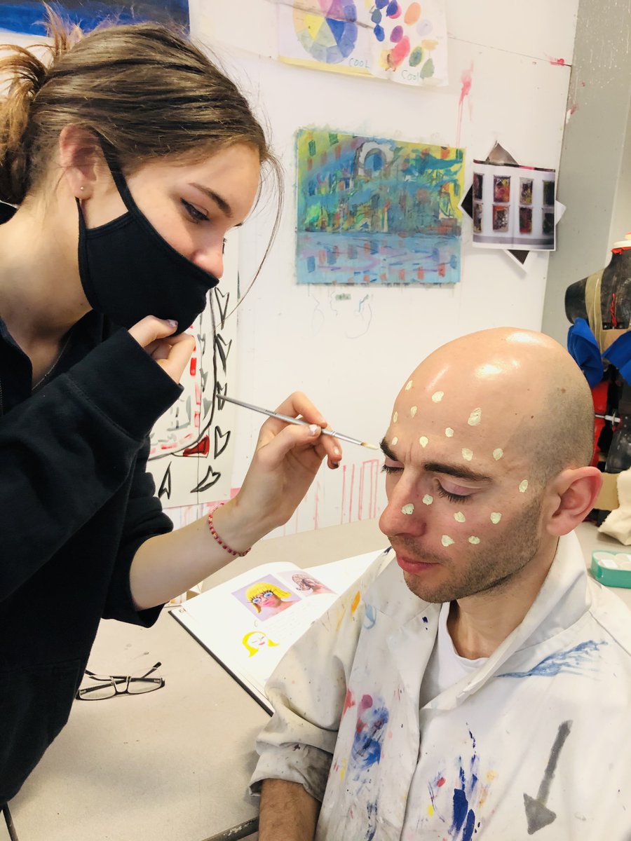 ART_UCS's tweet image. Is it Carnival yet? 😅🥳
Transitus exam is approaching and our students are making the most from the support given by our art technicians.🎨👌#hardatwork
#Talented #Exams2021 #artstudio #art_ucs #painting #facepainting  @UCSHampstead 
work in progress...