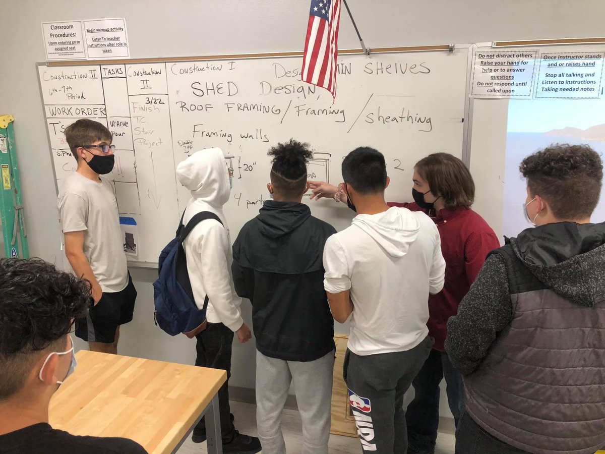 DeniseAyres13's tweet photo. What amazing work! #WildcatWorkforce #construction students learn through #ServiceBasedLearning to provide #TempleCollege Criminal Justice dept. an obstacle course. Wow! #ReachingHigher https://t.co/yPt8DbsWxa