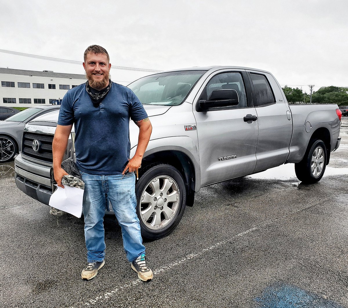 houstonpreowned's tweet photo. Show me a gasoline truck that can last longer than a #Tundra.

@toyotausa where's that Diesel truck weve been waiting on?

#houstonautopreowned @cargurus @carsforsalecom @carsdotcom #honda #ford #toyota #chevrolet #bmw #audi #mercedesbenz #ferrari #tesla #nissan #acura #infniti https://t.co/M6LRBnd6lZ