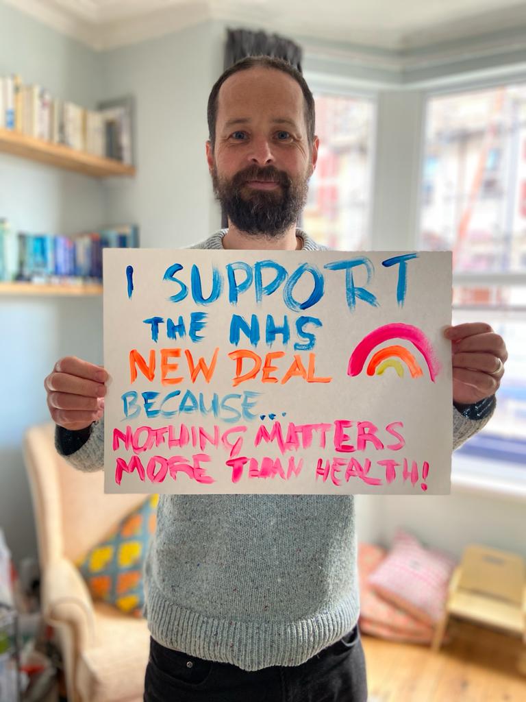 JustTreatment's tweet image. Today we want to hear from people across the UK about why you support the #NHSNewDeal! 

🌈 Make a sign saying why you back the New Deal
🌈 Take a photo
🌈 Tweet it with the hashtag #NHSNewDeal

Here's just a few reasons to join the campaign 👇🙌

SIGN UP: nhsnewdeal.org
