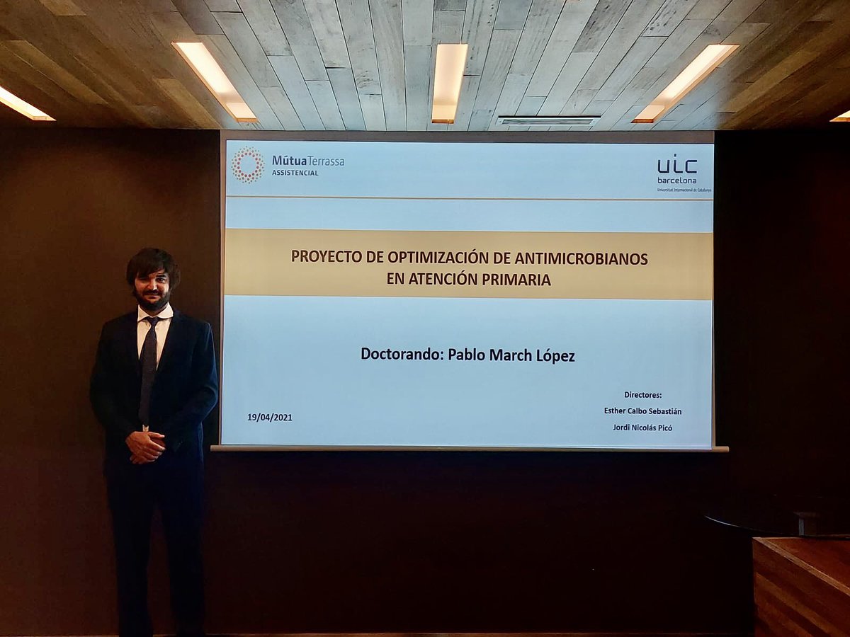 FarmaciaMT's tweet photo. Enhorabuena a nuestro compañero Pablo March por la excelente defensa de su tesis doctoral!! 🎓🥳 @Mutua_Terrassa https://t.co/vvUbrtHfza