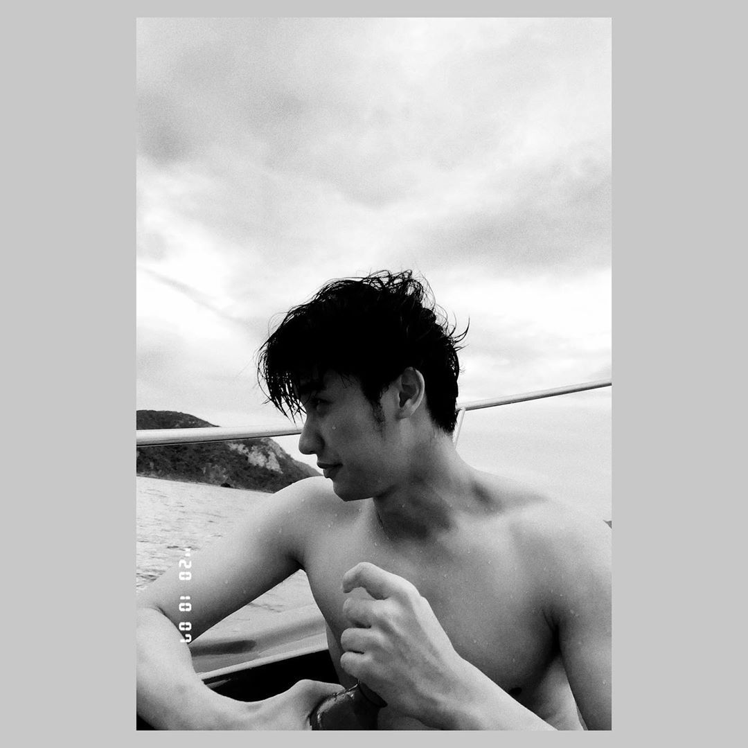 hourly tay tawan tweet media