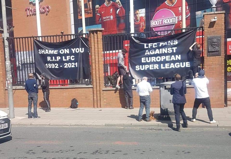 EzVdPaHVUAoMgyA?format=jpg&name=medium