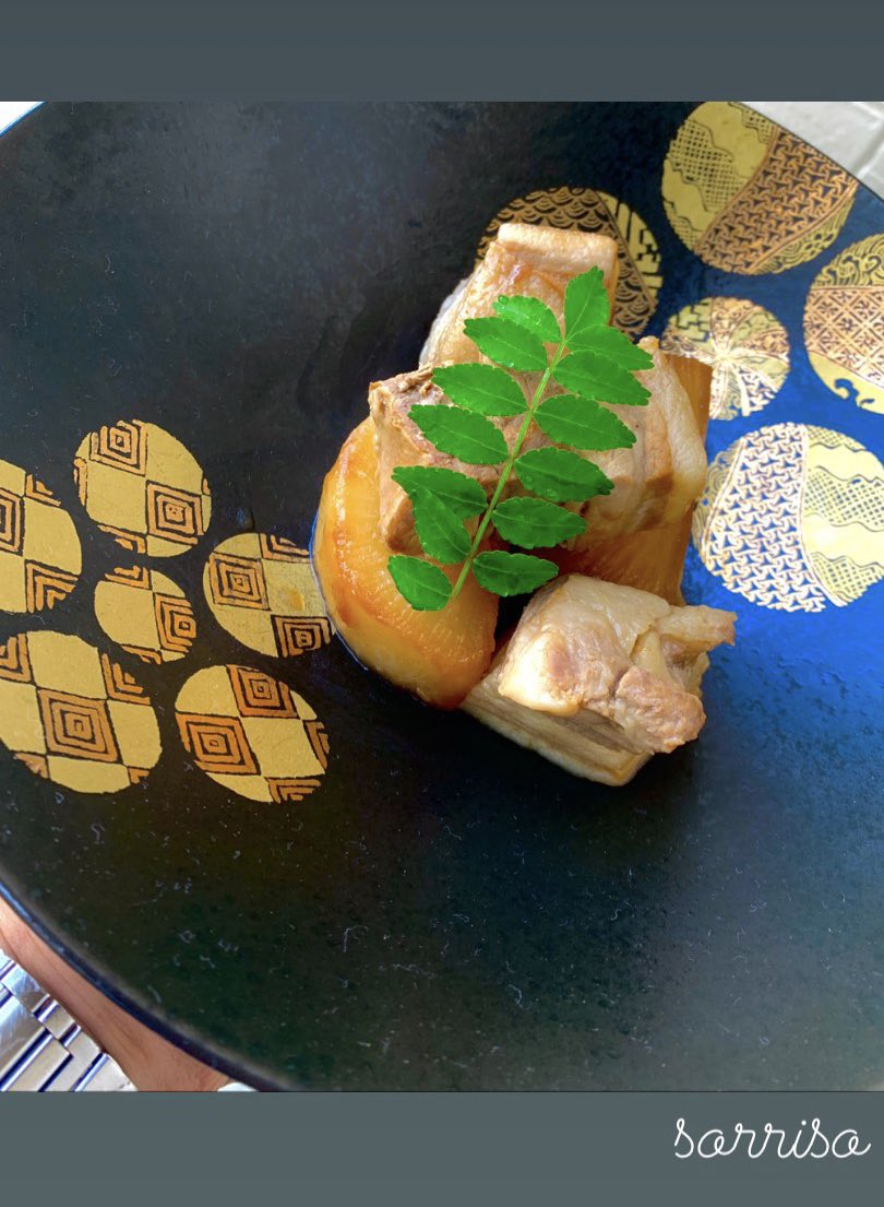 大根と豚角煮の柔らか煮込み

今回は圧力鍋を使って大根をトロトロに煮込みました♪

豚角煮も味がしっかりと味が染みていてとても美味しいです。

皆さんお待ちしております。