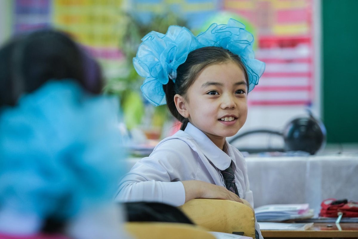 Дети казахстана радостные. Счастливые дети казахстан. Дети рк. День защиты детей в казахстане. Дети рк.