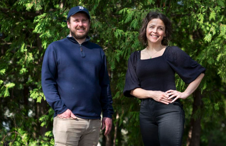 Thank you to our friends at <a href="/TCrecordeagle/">TCrecordeagle</a> for sharing the news of our collaboration with musician <a href="/mayerlewine/">May Erlewine</a> ! With each bag of Shine On sold, we donate money to <a href="/titletrackmi/">Title Track</a> in support of racial justice education cutt.ly/KvTl8V9

#TheWayWeTrade #HigherGroundsCoffee