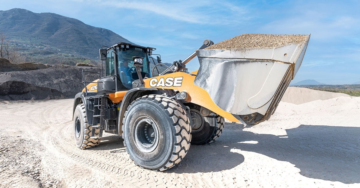plantnequipment's tweet photo. The new CASE wheel loader G-Series Evolution boosts productivity.
Read it here: https://t.co/shiX7m6l8y
#wheelloader #casewheelloader #cnhindustrial #casece #equipment #heavyequipment #heavymachinery #machinery #construction #constructionlife #europeanlaunch #europe https://t.co/Dg3WUKltRy