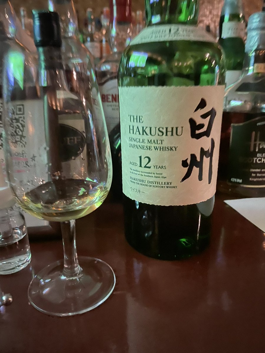 whisky_pika46's tweet photo. 久しぶりにお伺いしてきました(´∀`)
初めてマレー飲んだけどめっちゃ好みでしたわ！最後のエルギンとオードはやっぱり美味い。繊細で長く続く余韻は堪らないね、、、
本日も色々とありがとうございました😁
またお伺いします！
#twlc
#oldcraft https://t.co/Djcrebfgwl