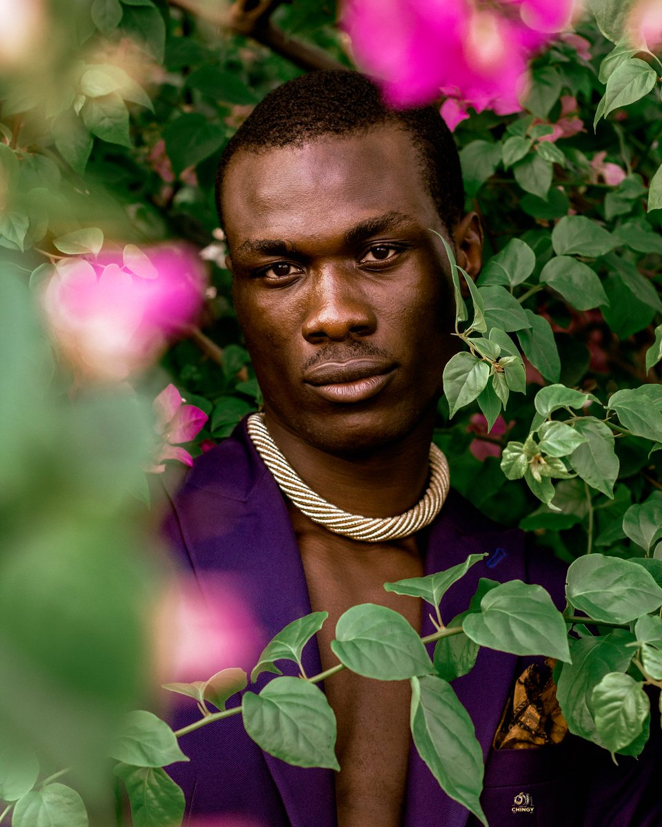 busolagbenjo's tweet image. "Be uniquely you. Stand out. Shine. Be colorful. The world needs your prismatic soul!” ~Amy Leigh Mercree. 

📸: @shotbychingy
😎: @richard.mmanuel
🎽: @meksbespoke
Accessories: @accessoriesbyburs

 #darksin #modelmen #modelmenstyle #malefashion #malemodel #maleficent #trending
