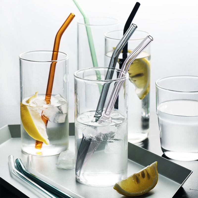 Clear Glass Straws. Ni pun tengah sale! RM2.50 je :  https://shopee.com.my/product/283364640/6652529422?smtt=0.0.9?smtt=0.0.9