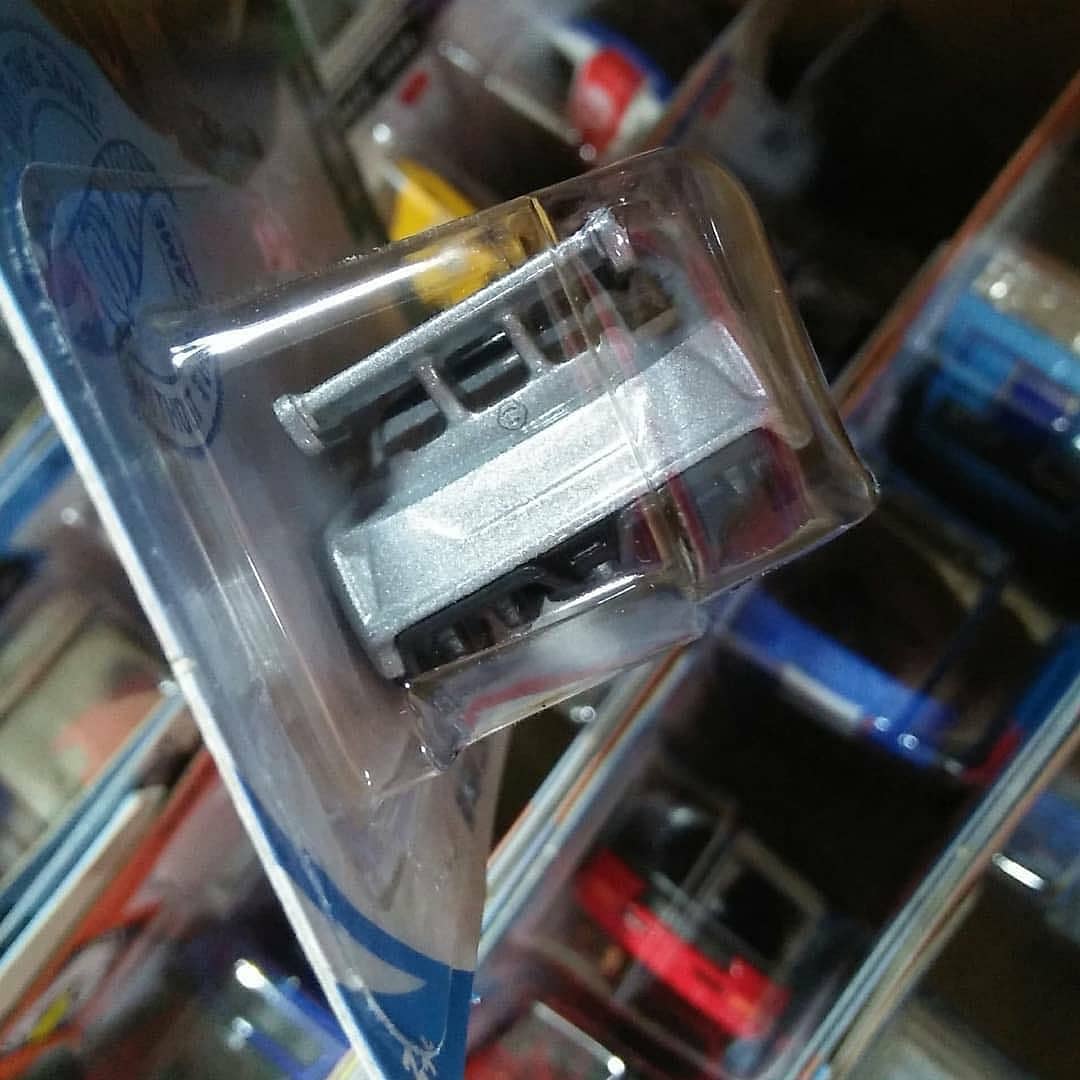 Hot Wheels App New Model Nissan Leaf Nismo Rc 02 For Mainline Hot Wheels 21 Hotwheels Hotwheelsnews Hotwheels21 Hotwheelsnewfor21 Nissan Nissanleafnismo Newfor21 Hotwheelscollection Hotwheelsdiecast