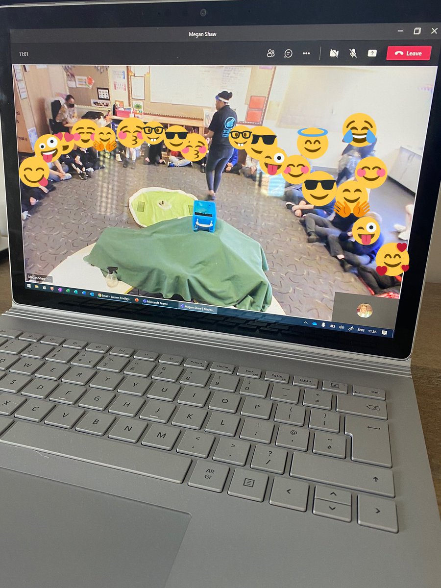 This morning <a href="/ZooLabUK/">ZooLabUK</a> visited our year 6’s and whilst I couldn’t be in the room being the eye in the sky was amazing ... the children’s reactions! WOW!! We all learnt sooo much!!! <a href="/braunstone_cps/">BraunstoneCPS</a> #bcps