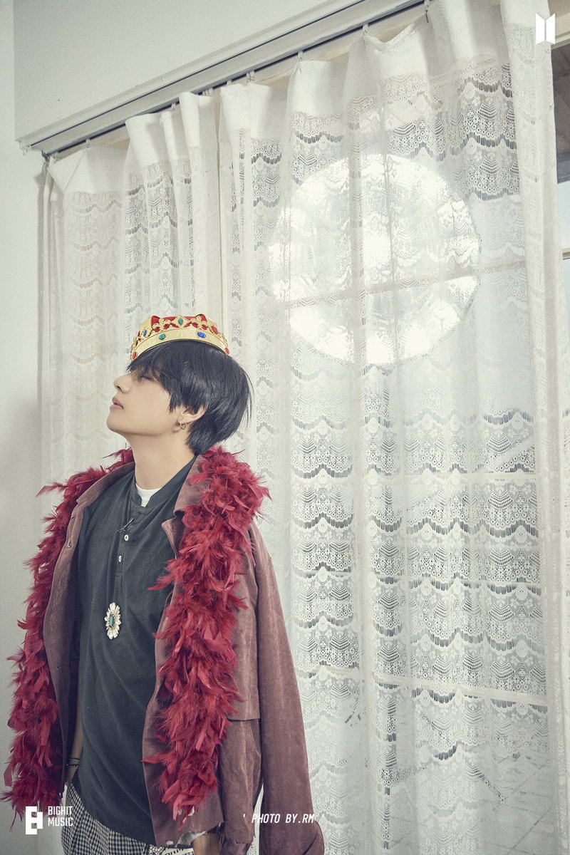 kimtaemarta12's tweet photo. King of expression kim taehyung๐๐๐ฏ๐ทโค
Run bts photo exhibition
@BTS_twt
#kimtaehyung
#BTSV
#runbts105
#BTS #๋ฐฉํ์๋
๋จ #RUNBTS #AMB #ARMY_MISS_BANGTAN #์๋ฏธ๋ฐฉ์ปจํ
์ธ https://t.co/vGdIkHjX9E