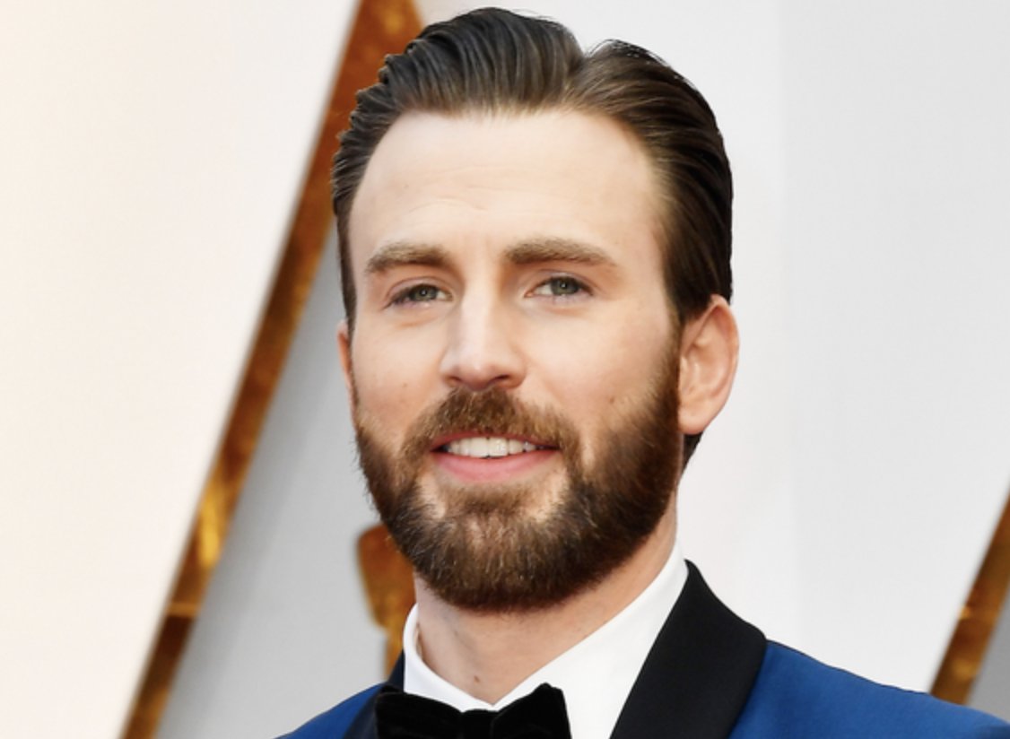 Chris Evans jokes about accidental d**k pic as he responds to Lizzo's drunk DM
https://t.co/DjzXpnXWRJ https://t.co/aYj8RqNjXB