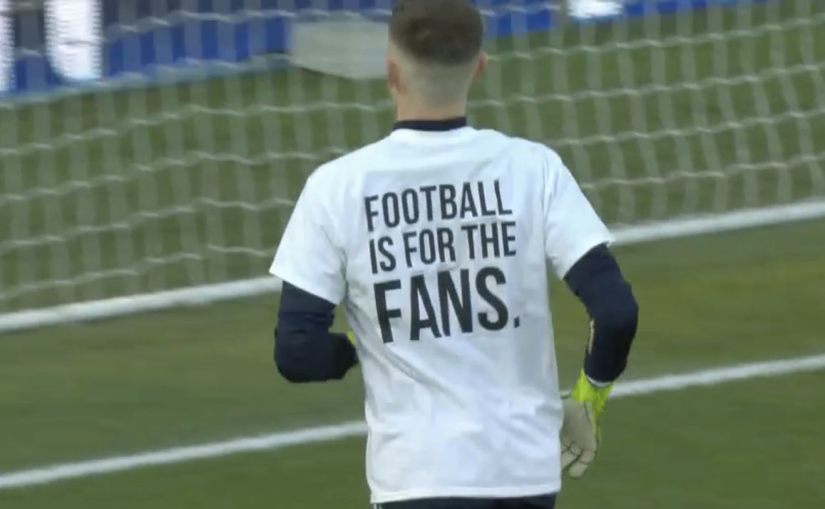 ChukaFlick's tweet photo. Leeds United is the best football club in the world

#SayNoToEuropeanSuperLeague https://t.co/i4BM0kBH7f