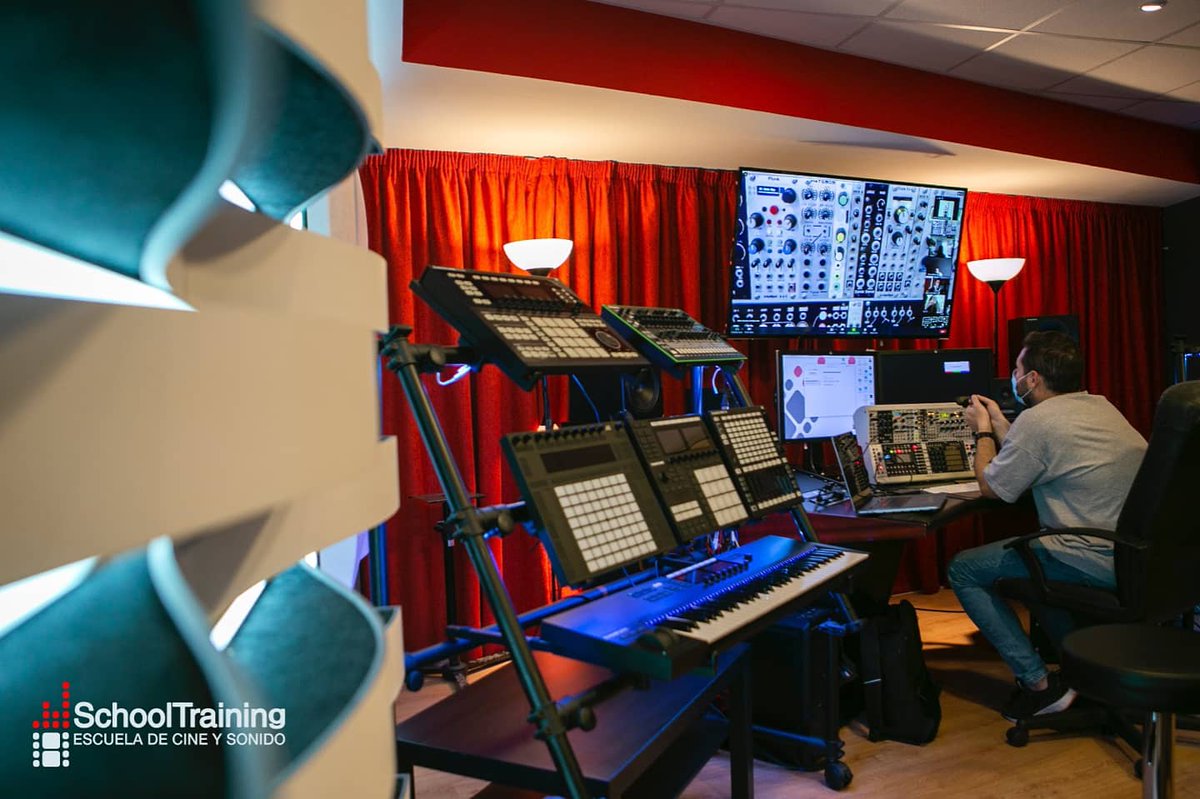 Schooltraining tweet media