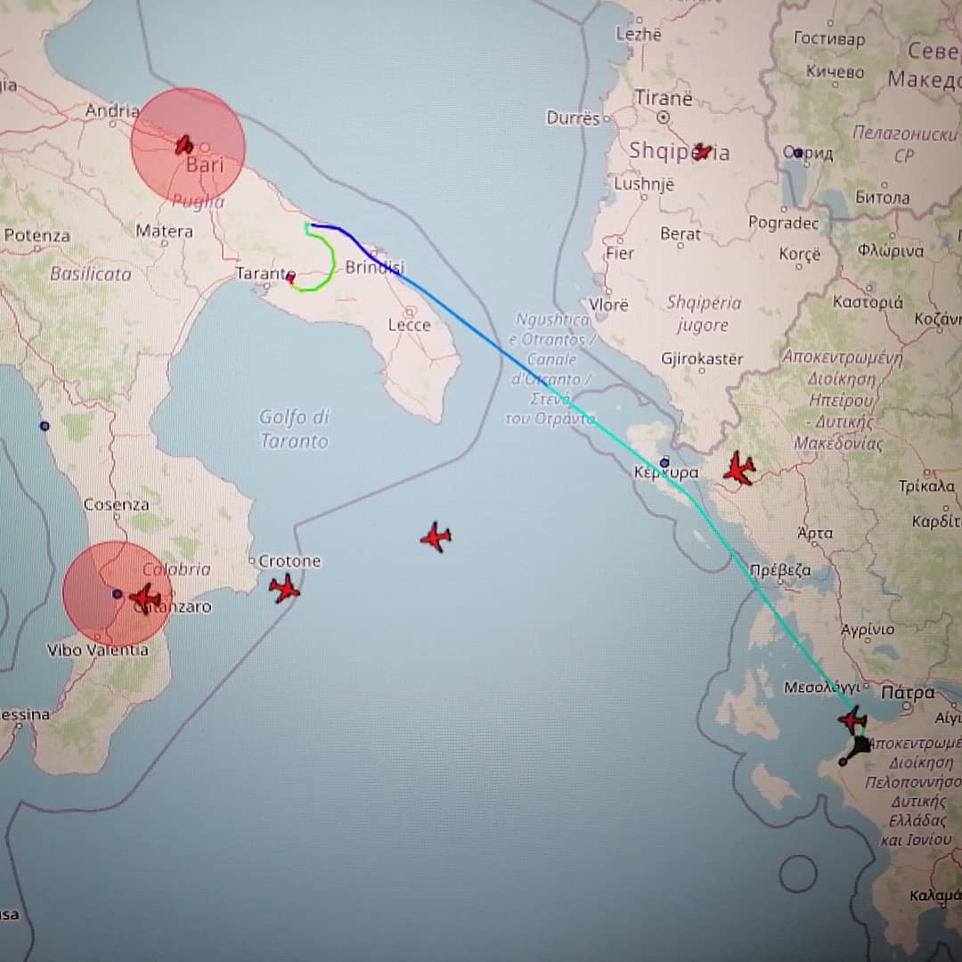 FLOANVirtual's tweet image. #Iniochos21 🇬🇷 Vuelo de transición 4/4 (#LIBG 🇮🇹 #LGAD 🇬🇷) de nuestra #NovenaEscuadrillaVirtual 🇪🇸✈️ #VSOG @IVAOES 🇪🇸, con rumbo a la zona de operaciones del ejercicio de la #HelenicAirForce (#HAF) 🇬🇷✈️ @IVAO_GR 🇬🇷 #WeAreEurope 🇪🇺 haf.gr/en/structure/h…