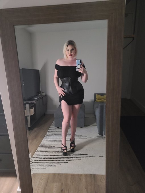 1 pic. Where are my beta boys at?! ? https://t.co/fJnz28rc0b