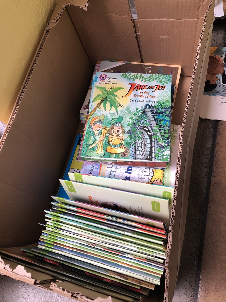 New arrival of <a href="/bigcatreading/">Collins Big Cat</a> books! We are so excited 😆 <a href="/oakmereprimary/">Oakmere Primary School & Nursery</a> #reading
