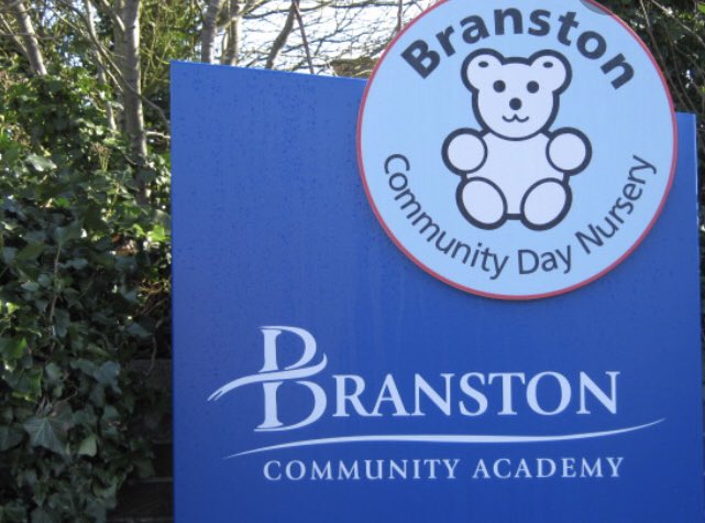 BranstonInfant1's tweet photo. Busy morning delivering #WelcomePacks to our feeder pre-schools for all our #SeptemberStarters. We can’t wait to meet the #Classof2021 #LittlePickles #BranstonDayNursery #GlebeFarm #HeighingtonPreSchool 💙 https://t.co/8by06oKwup
