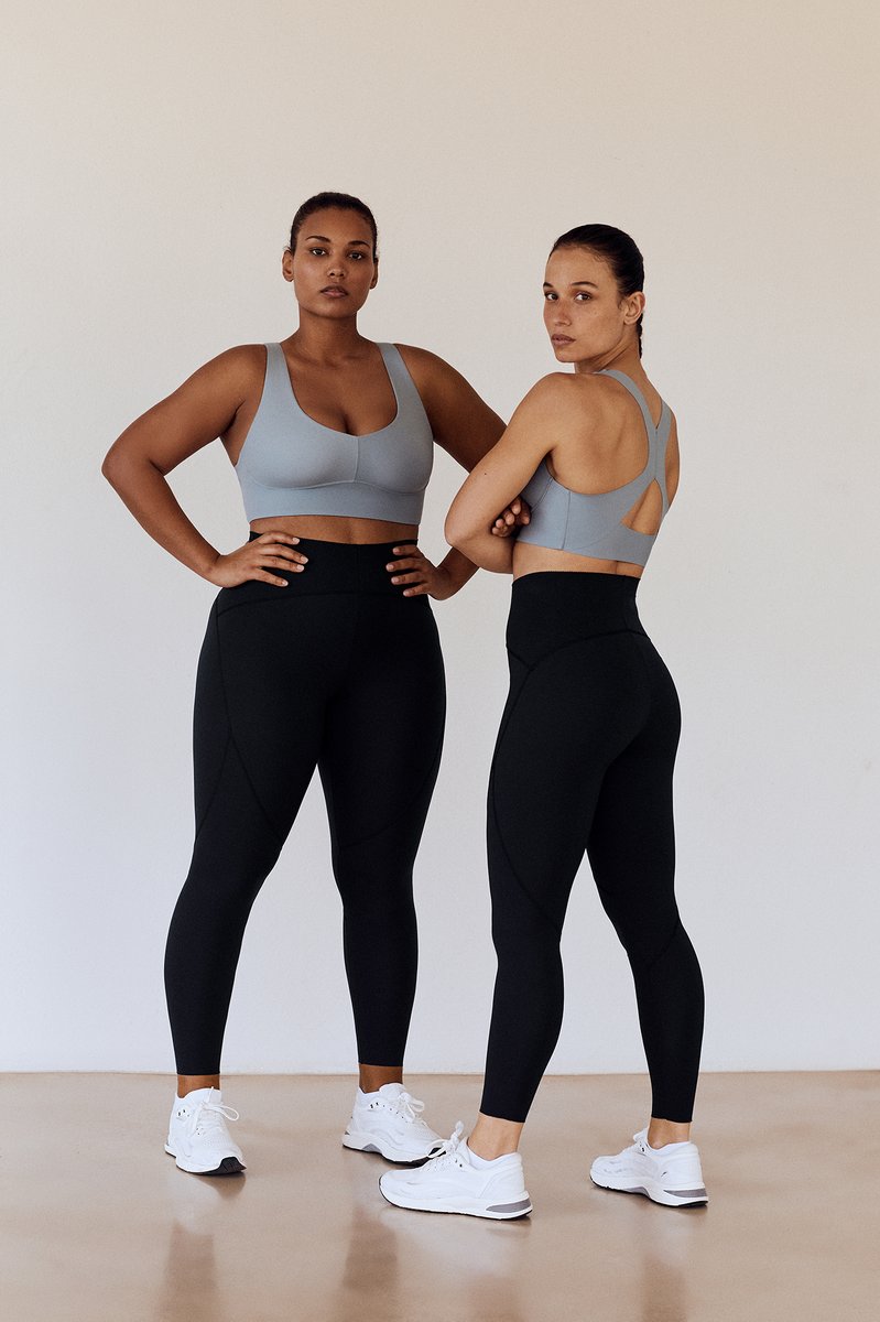 AntaraMx's tweet image. Para vivir una increíble sesión de entrenamiento, es super importante contar con ropa adecuada, que sea cómoda y te permita moverte libremente. ¿Ya conoces la nueva línea #Compressive de @Oysho? 🏃🏼‍♂️ 🏃🏼‍♀️ 

Cuéntanos qué tipo de disciplina deportiva realizas en estos días. 👇🏼 👇🏼 👇🏼