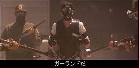 @bbucketbbucket コン・エアーのガーランド・グリーンみたいになってる… 