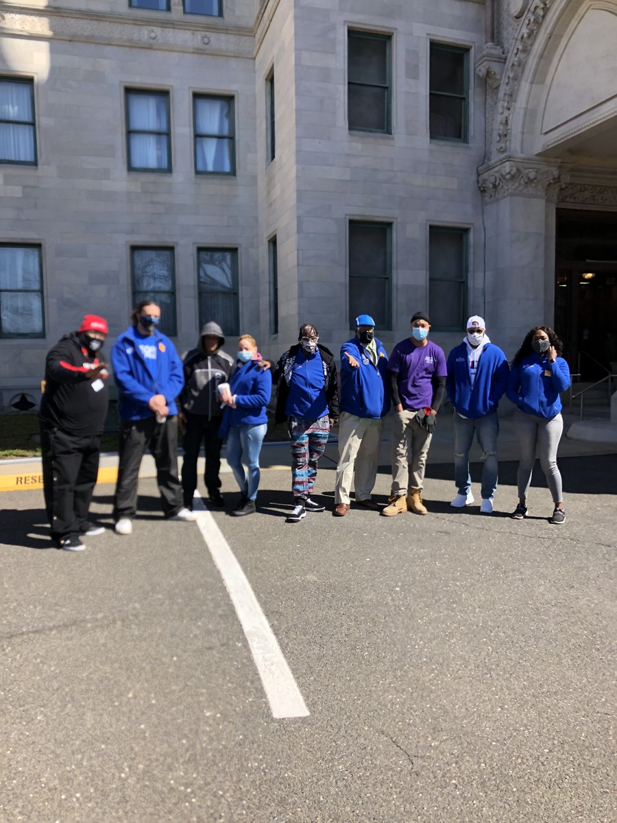 Photo of our Smart Justice leaders in front of the capitol. 