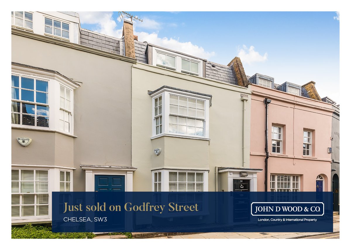 We have #justsold this beautifully presented west facing terraced house on one of Chelsea’s most popular streets. If you're considering selling this Spring, get in touch with us on 020 7352 1484 #marketupdate #housesforsale #chelseaagents #johndwoodandco #SW3