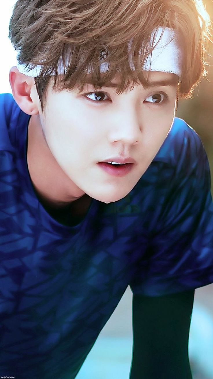 I LOVE THIS GUY SO MUCH! HAPPY BIRTHDAY, LU HAN MY BB! I LOVE YOU!!!  